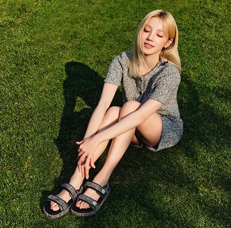 SHOES_YUQI_750x741_M_0625