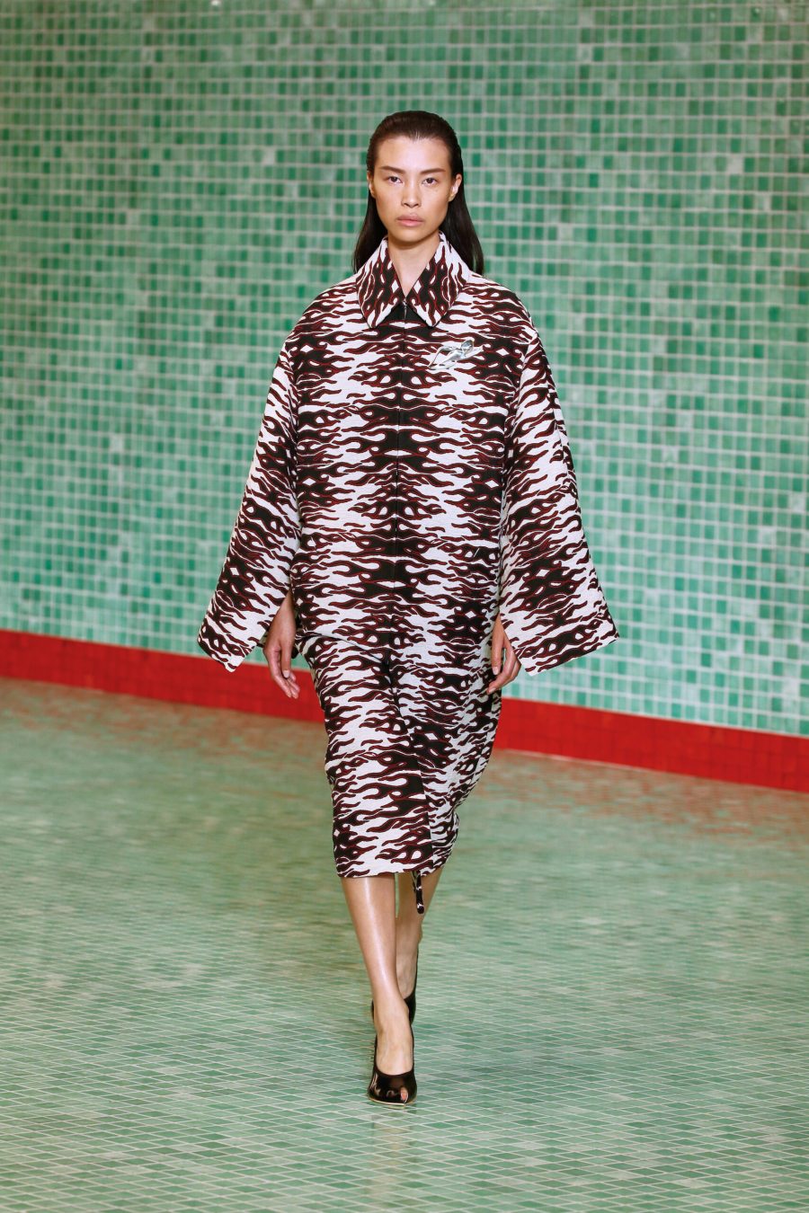 TB_SS25_SHOW_Look14_2x3