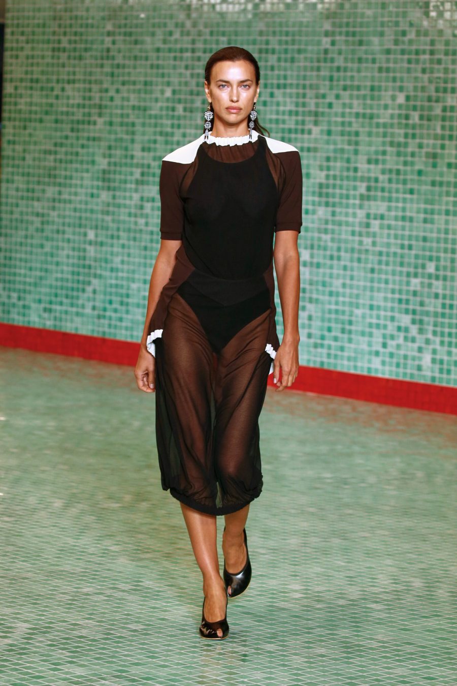 TB_SS25_SHOW_Look15_2x3